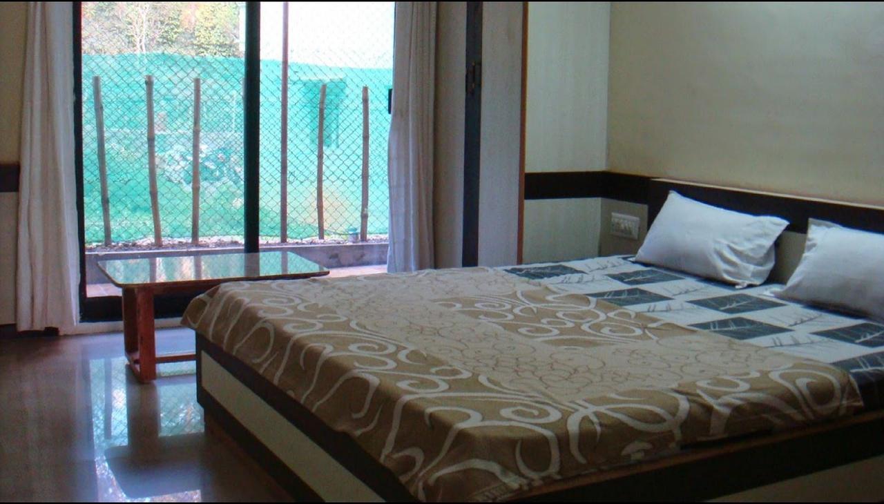 Sri Durga Residency Bed and Breakfast Yercaud Eksteriør billede